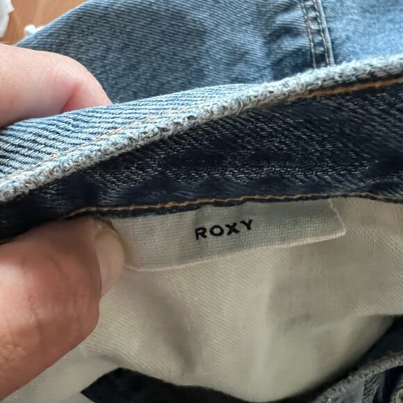 SLVRLAKE Distressed Roxy Jeans in After The Storm Wash Size 31 - Picture 13 of 16